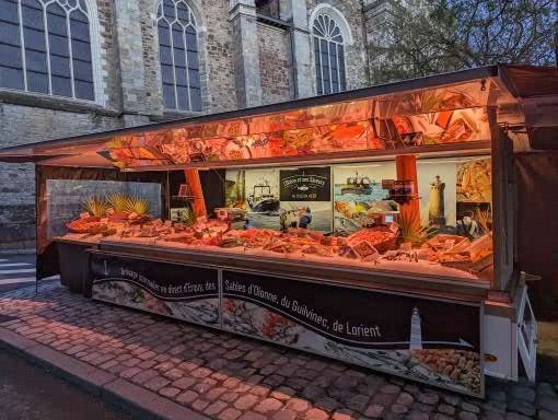 Locean Et Ses Saveurs Poissonnier IMG 20250916 WA0012 292